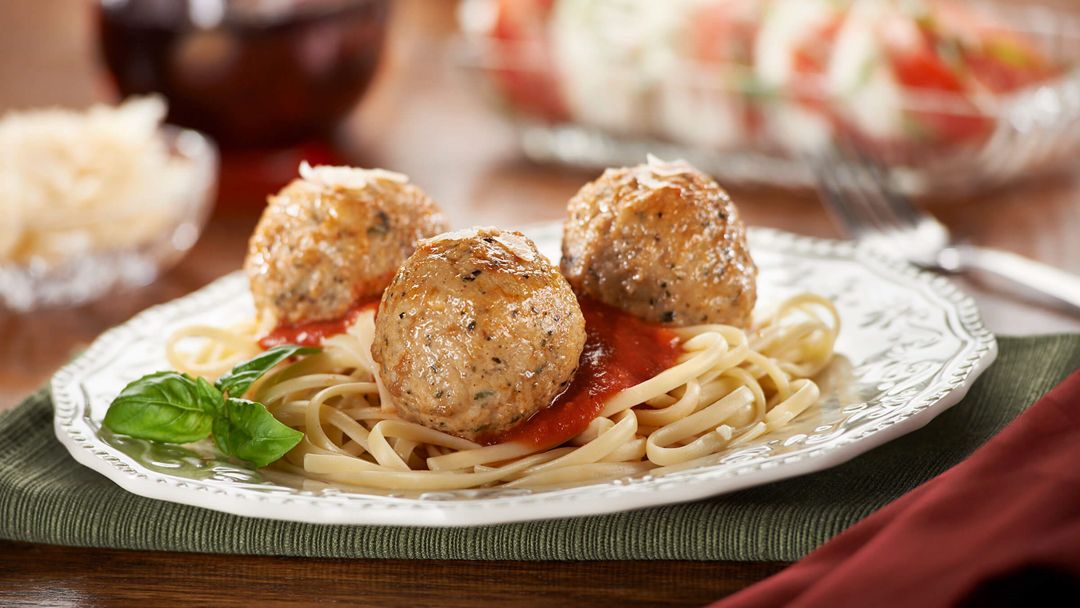 Ternera y Albondigas de Carne de Cerdo en Linguini