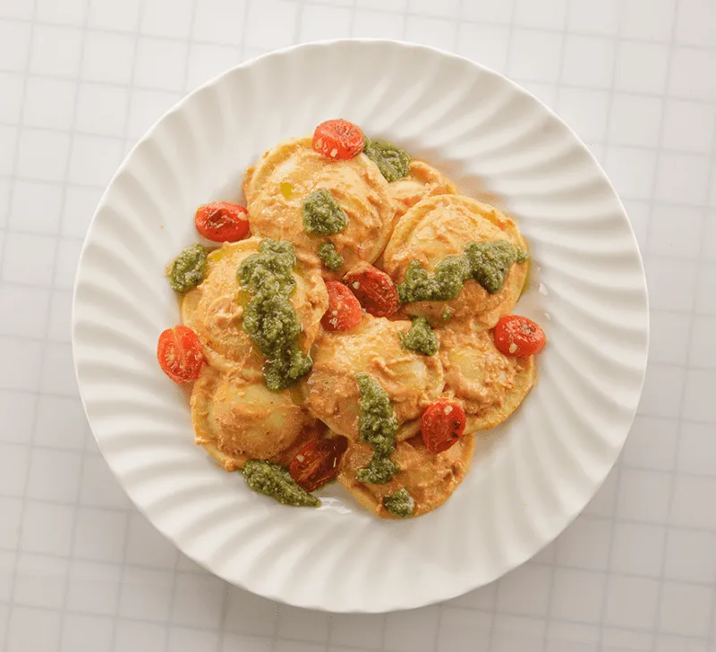 Cheese Rav & Rosa Sauce 4851