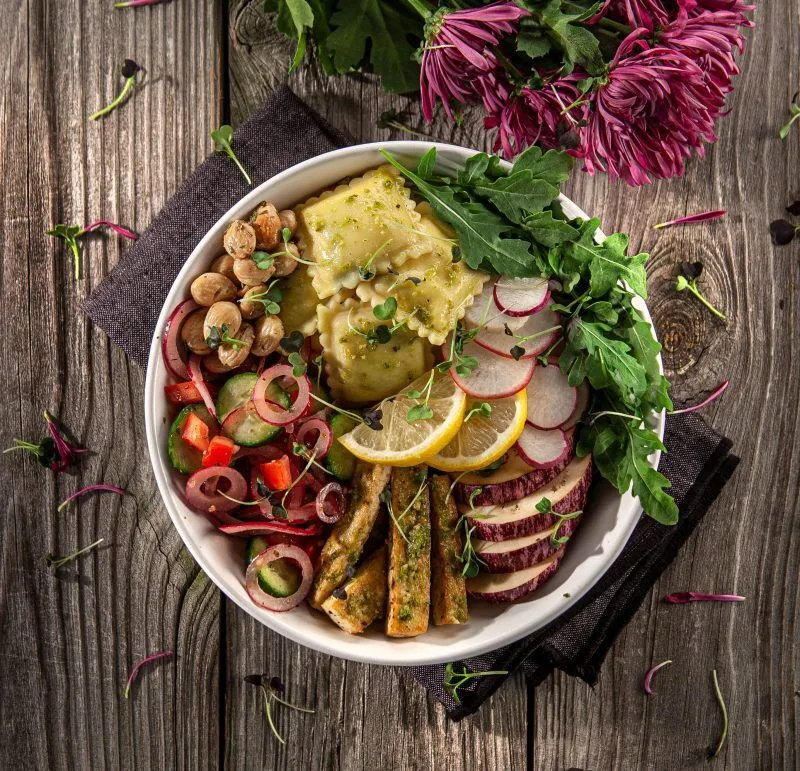 celentano spinach and cheese ravioli pesto tofu bowl recipe scaled
